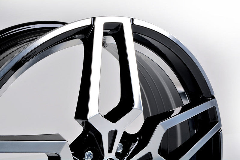 The AC Schnitzer AC4 in BiColour, Wheel Package for i5 G60/G61