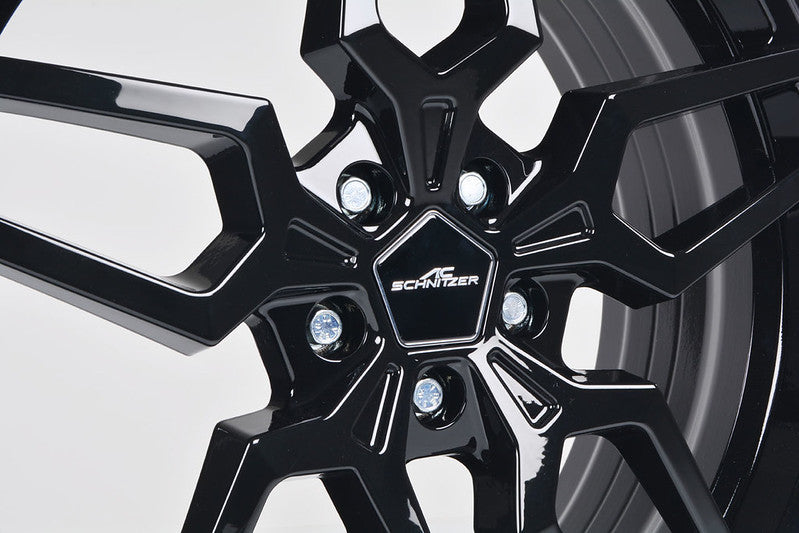 The AC Schnitzer AC4 Forged Gloss Black Wheel Package For M8 F93